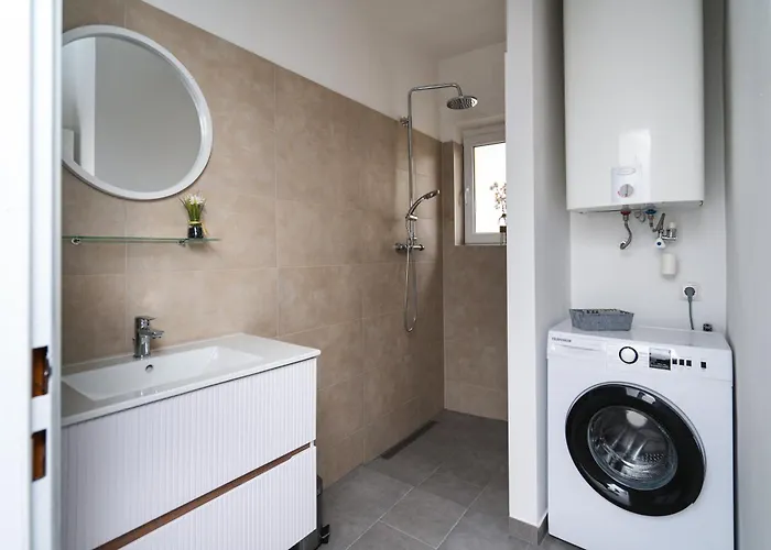 Apartment Revliving Premium Gabriels Heaven